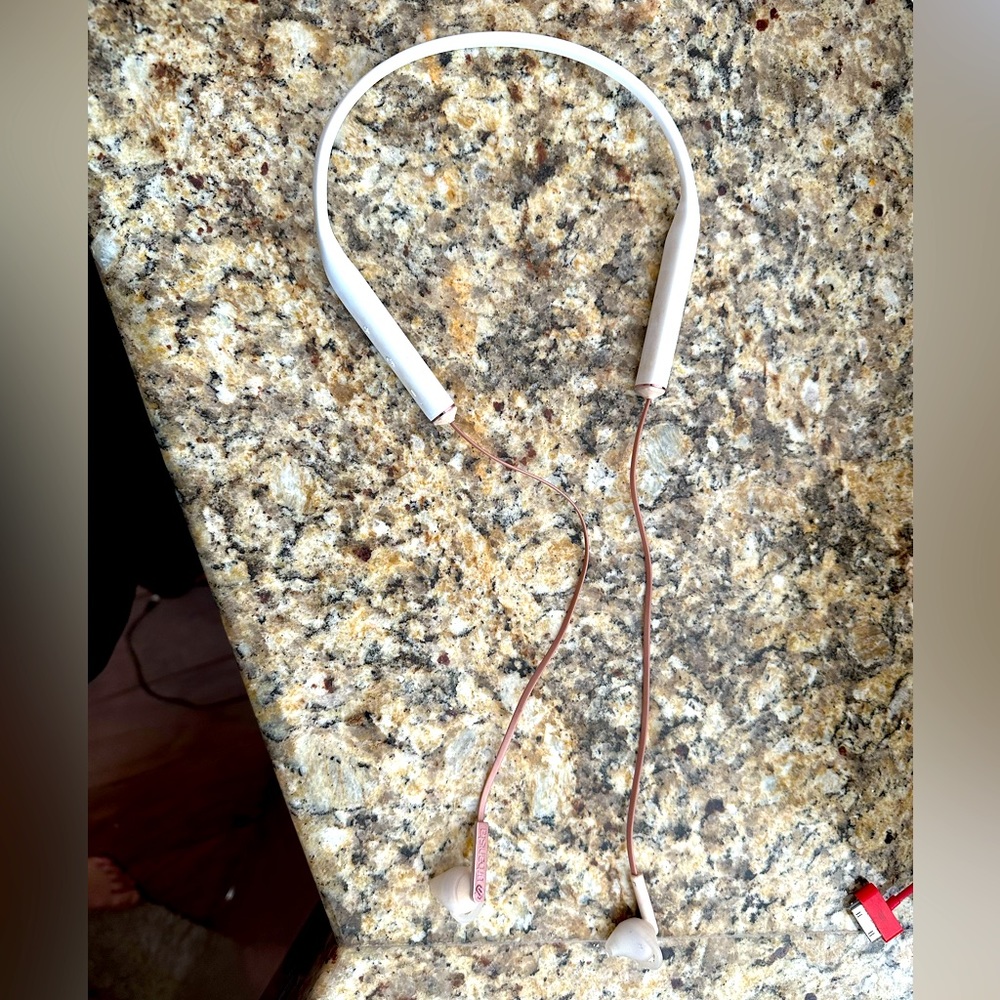 Urbanista Rome Wireless Bluetooth Neckband Earbuds